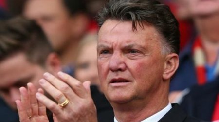 "Ronaldonu transfer etmək istəyirik" - van Qal