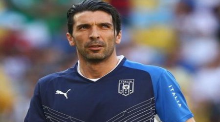Avropanın ən yaşlı 11 futbolçusu