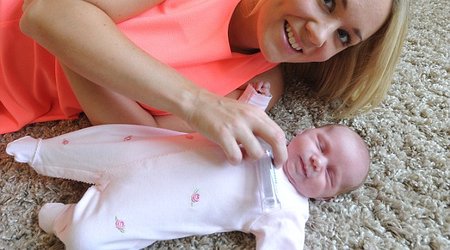Baby daughter is born with two fully-formed teeth - PHOTO+VIDEO
