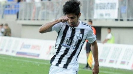 Kapitansız "Neftçi"də 4 yeni futbolçu