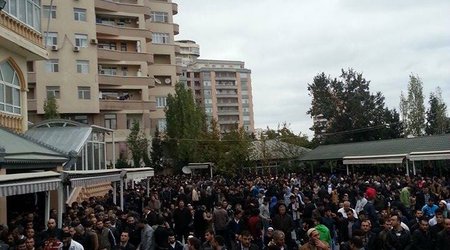 İlahiyyat məscidində bayram namazı qılındı - FOTOLAR