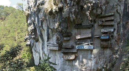 Is this the most bizarre burial site in the world? - PHOTO+VIDEO