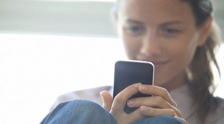 How often do YOU look at your phone? - VIDEO