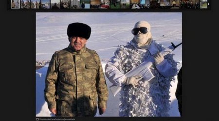 Dünyanın ən ciddi simalarının komik halları - FOTOLAR