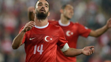 "Üzr istəyirik" - Arda Turan