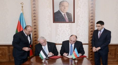 Azerbaijani, Palestinian foreign ministries sign MoU