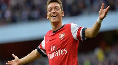 Mesut Özil "Mançester Siti"yə keçir?