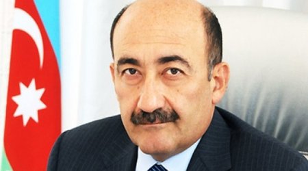 Nazir “Naməlum Axundzadə” tamaşasına baxdı