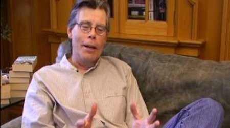 Stephen King: “Din qorxunc bir alətdir”