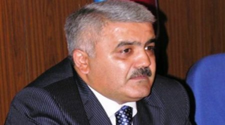 Azeri firm SOCAR expects to close deal for Greek gas grid in 2015
