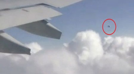 Iran təyyarəsində UNO həyəcanı - VIDEO