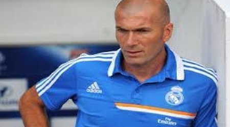 Zidan məşqçi olmağa hazırlaşır