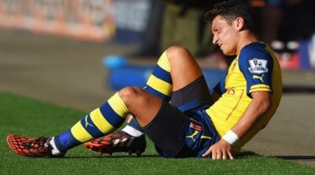 Məsut Özil yaşıl meydanlara nə zaman qayıdacaq?