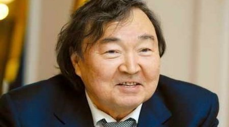 “Qazaxıstanın tam müstəqil olmasının əleyhinəyəm” – Oljas Süleymenov