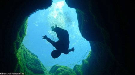 Dive of death STILL attracting thrill seekers - PHOTO