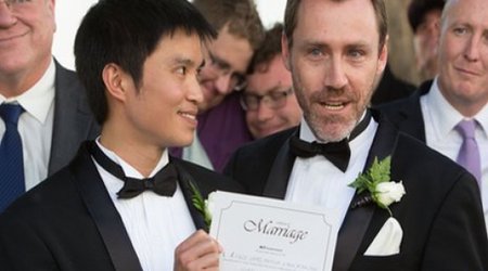Australia court bans gay marriage