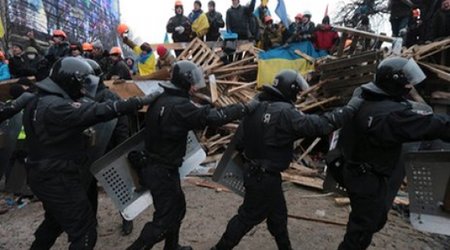 US considers Ukraine sanctions