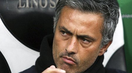 Mourinho hoping for 'King Didier' reunion