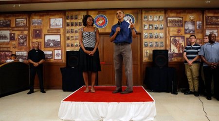 Obamas Celebrate Christmas in Hawaii