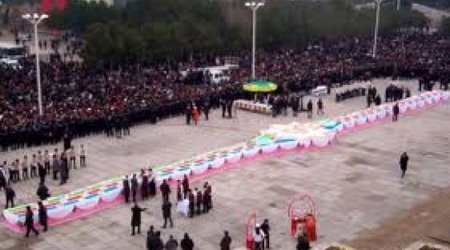 Giant birthday cake made in honor of president