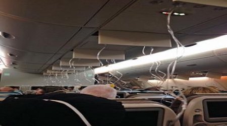 Singapore Airlines picks up enraged passengers in Baku