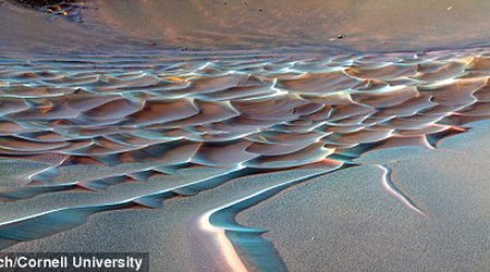 Incredible photos chart ten years of exploration on Mars - PHOTO