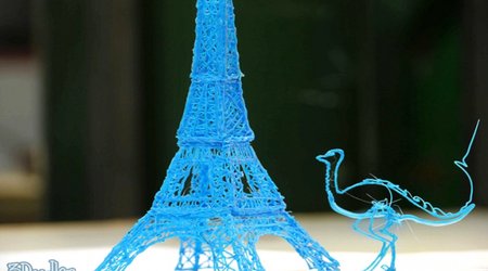 3D pen allows you to draw in the air