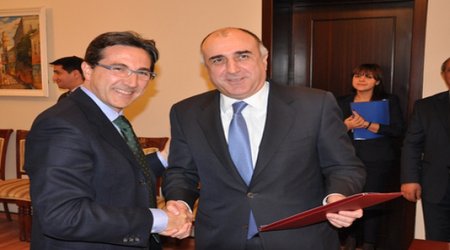 Azeri foreign minister, Spanish MPs discuss ties