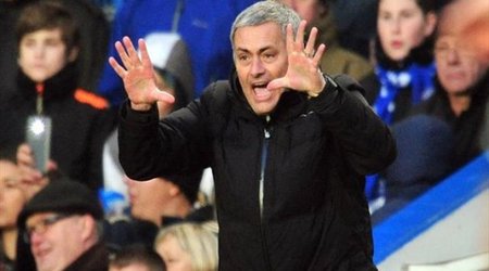 Mourinho: Liverpool have title race advantage