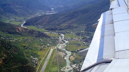 World's most scenic airport approaches? - PHOTO