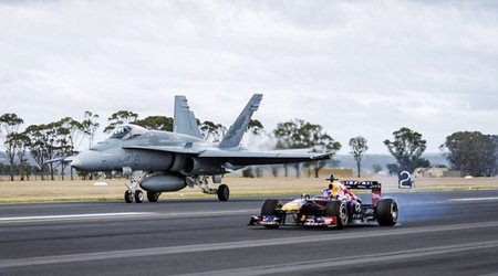 Formula One race car takes on F-18 Hornet fighter jet - PHOTO+VIDEO