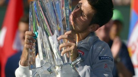 Novak Djokovic beats Roger Federer in final