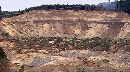 Mudslide rescue workers pluck 4-year-old boy to safety - Incredible video