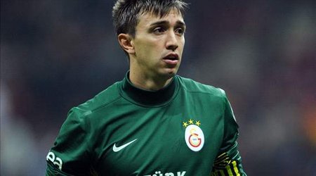 Qalatasaray "Fernando Muslera"nı satır