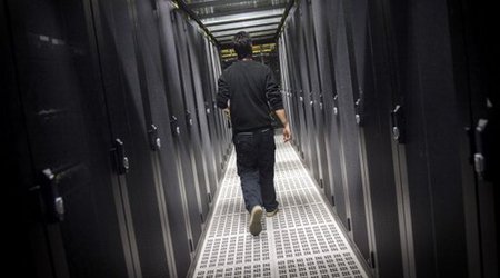Tech rivals join Microsoft in fight over US data demand