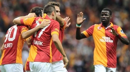 "Qalatasaray" qalib gəldi, "Fənərbaxça" xal itirdi