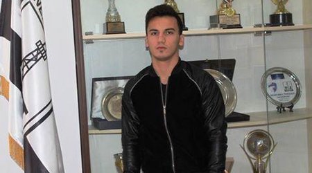 "Neftçi" millimizin futbolçusunu transfer etdi