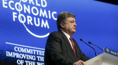 Ukraine conflict: Poroshenko vows to 'calm' Mariupol fighting
