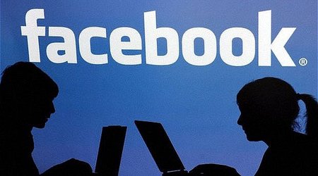 Facebook down: how to keep functioning when the social network is offline