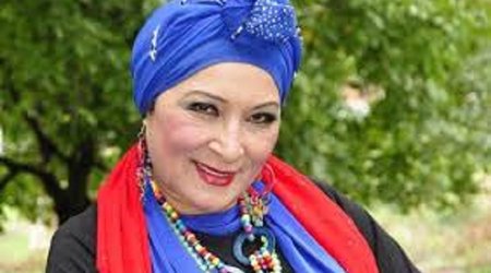 Nazirdən Fatma Mahmudovaya ad günü hədiyyəsi