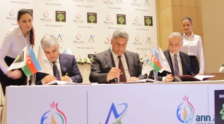 "Azərsun Holdinq" və "Bazarstore" "Bakı 2015" -in rəsmi dəstəkçisi oldu
