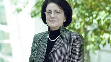 Firəngiz Əlizadə: "Yazmışdı ki, qalib gəldik!"