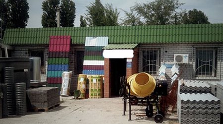 В Азербайджане продолжают дешеветь стройматериалы