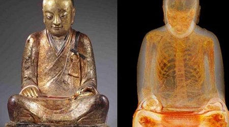 Budda heykəlinin içindən çıxan hər kəsi təəccübləndirdi
