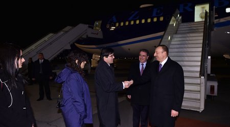 İlham Əliyev Bolqarıstana getdi - Fotolar
