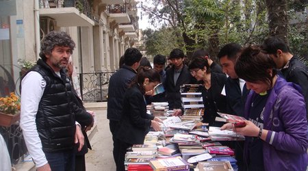 "Qanun"da yeni kitablar nəşr olundu - SİYAHI