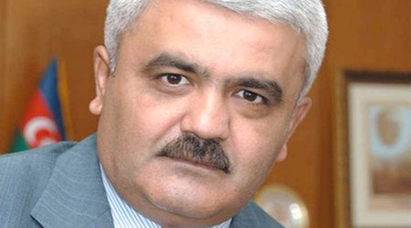 Rövnəq Abdullayev: Stadion çökməyib