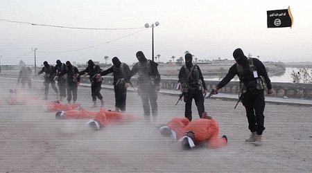 ISIS executes nine 'spies' for 'betraying the religion of Allah'