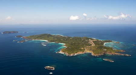 The most beautiful airport approaches in the world