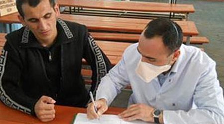 Azerbaijan brings quality tuberculosis care to prisons